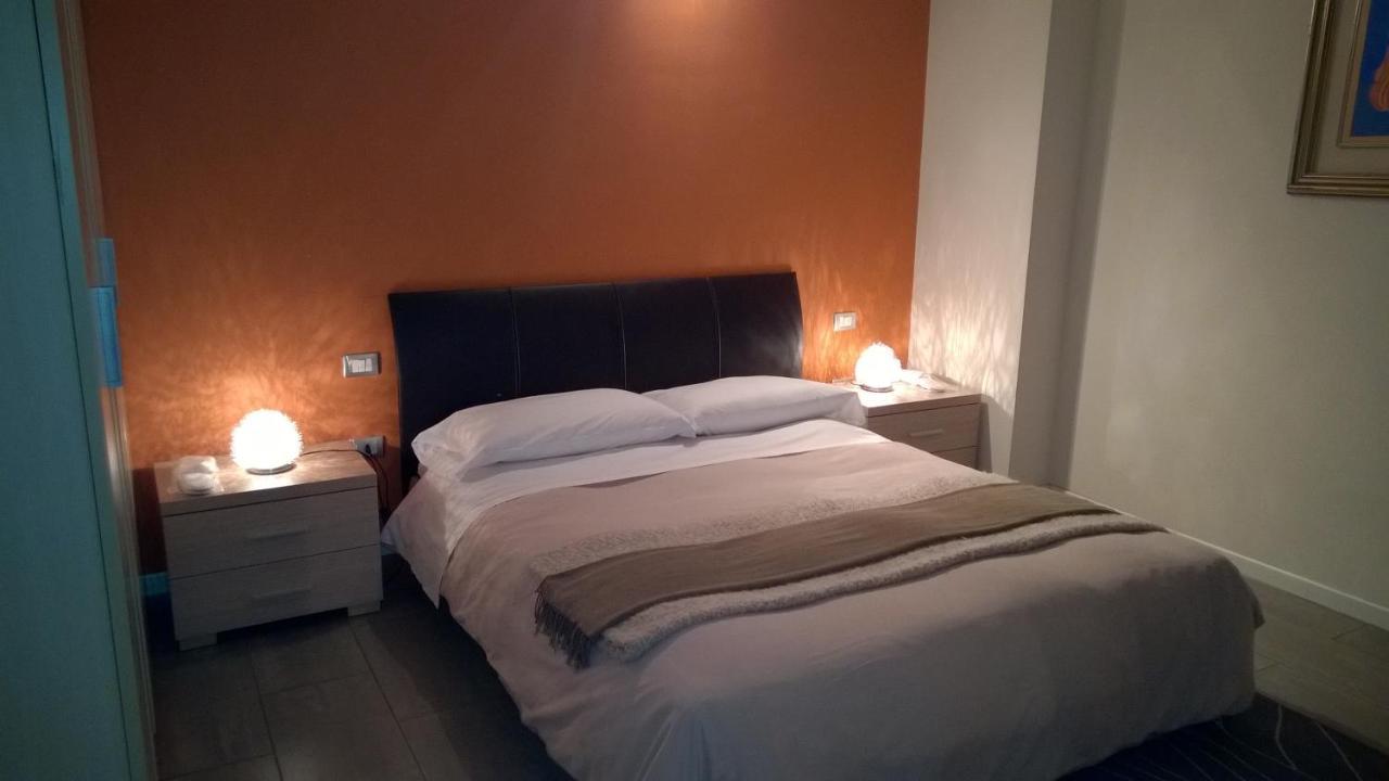 Agora Residenza Aparthotel Mantova Luaran gambar